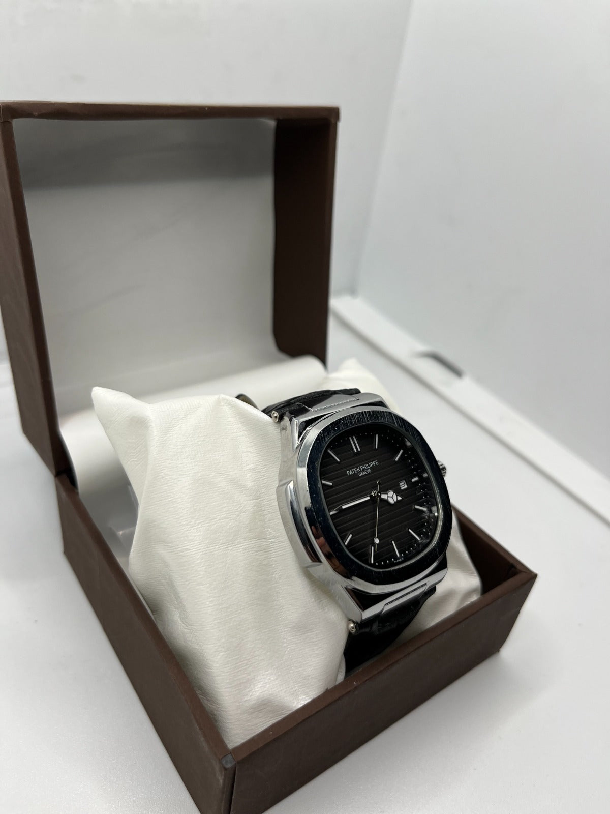 PATEK PHILIPPE ORIGINAL LETHER STRAP WATCH