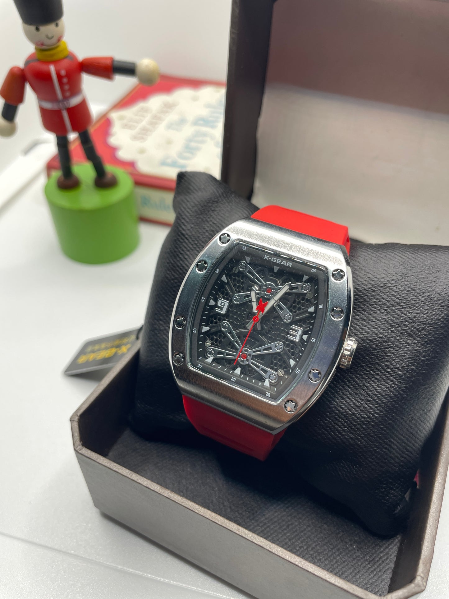 X GEAR ORIGNAL WATCH WITH SILICON STRAPS &Free Box