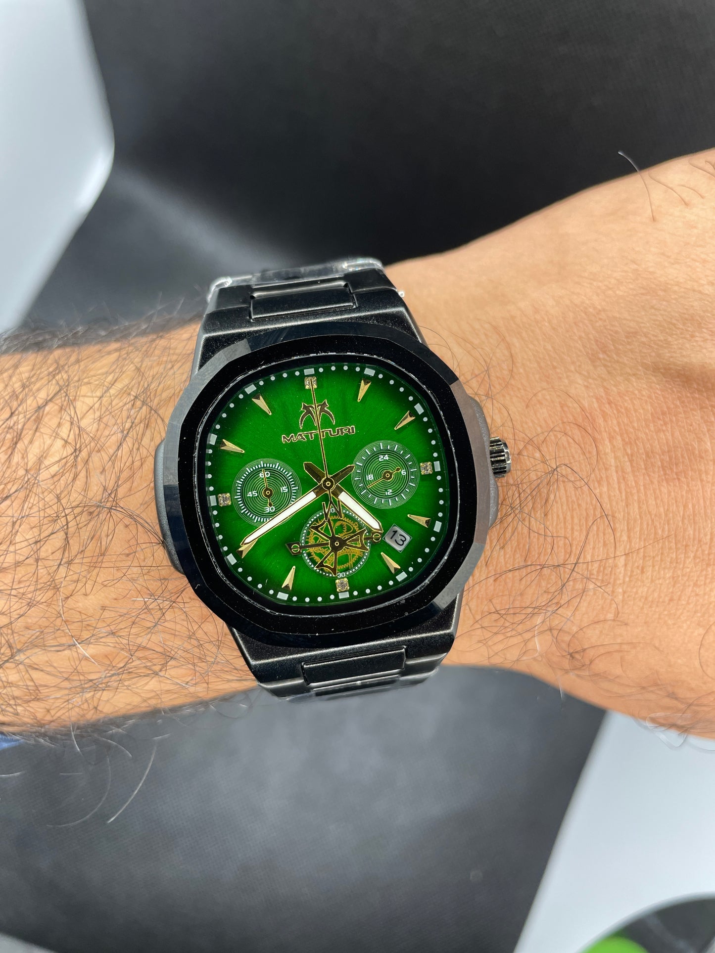 MATTURI ORIGINAL  WATCH with Free Box