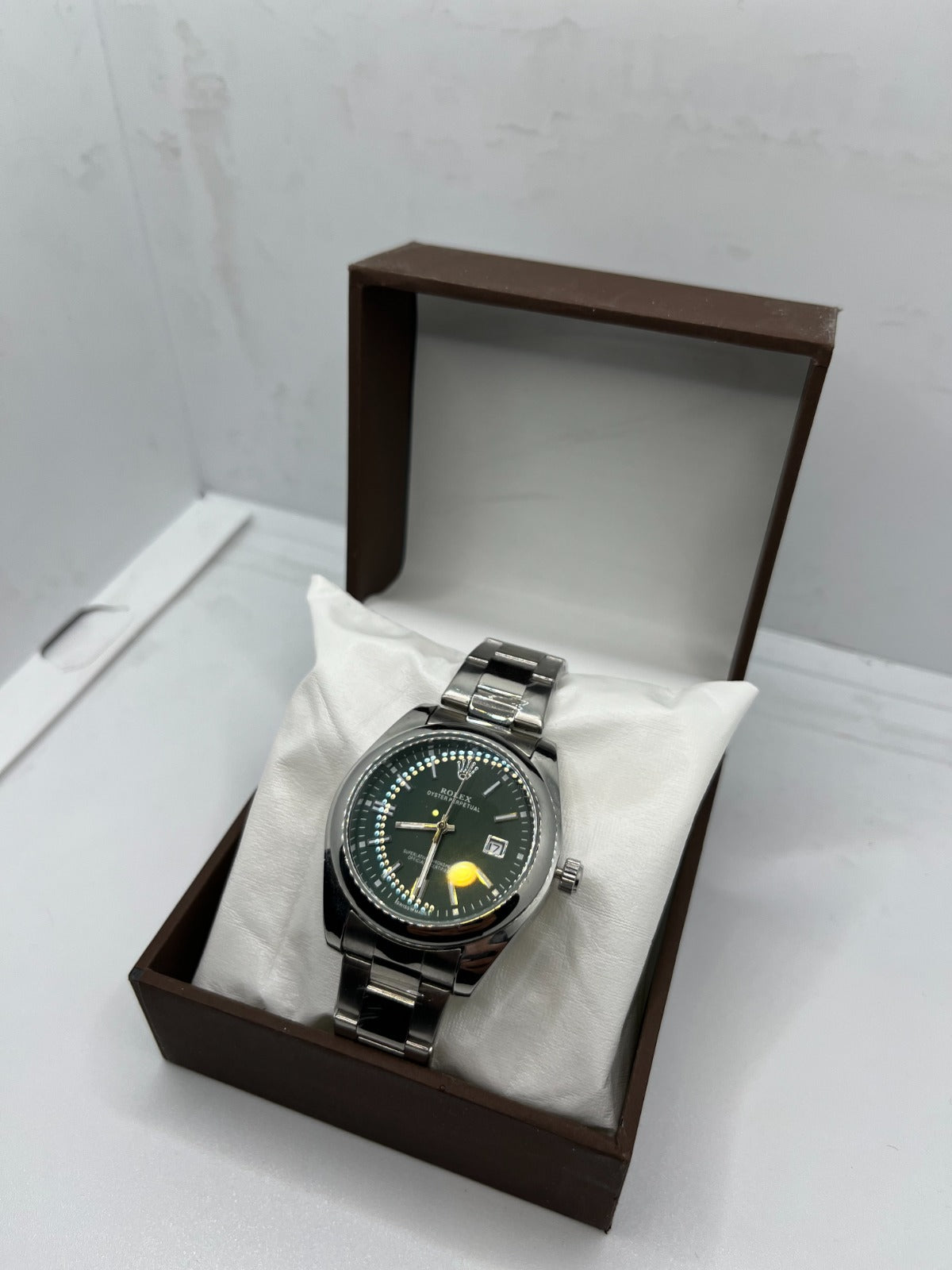 ROLEX SHINE ROUND DIAL WITH MASTER LOCK